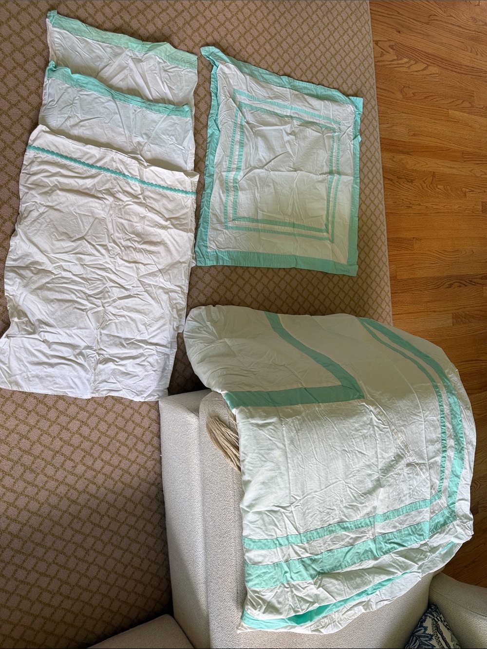 Pottery Barn Teen Twin Duvet Cover, Euro Shame, 3 Pillow Cases